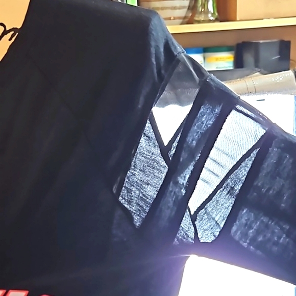 DISNEY Minnie Mouse black tee with 3/4 sleeve mesh detail size Medium - Picture 7 of 10